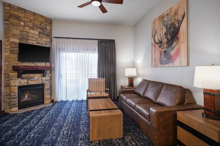 Club Wyndham Glacier Canyon 4