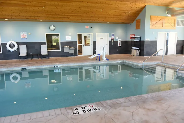 GrandStay Hotel & Suites Mount Horeb-Madison 4
