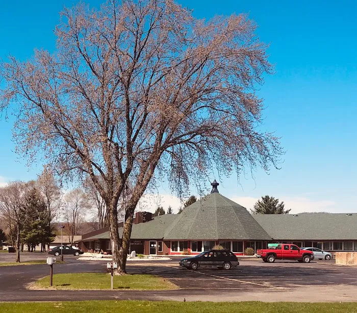 Round Barn Lodge 4