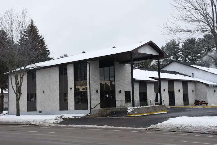 Woodside Dells Hotel & Suites 4