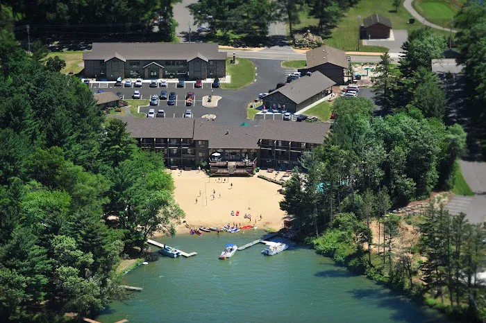 Baker's Sunset Bay Resort 4