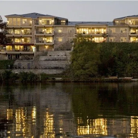 Delton Grand Resort and Spa by Vacasa 4