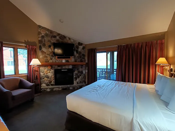 Cliffside Resort & Suites 4
