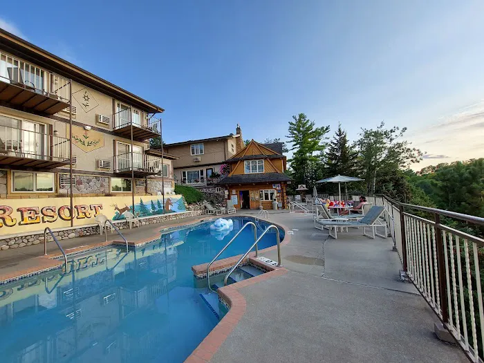 Cliffside Resort & Suites 4