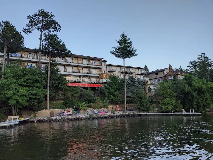 Cliffside Resort & Suites 4