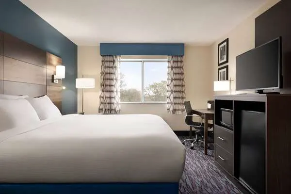 AmericInn by Wyndham Dodgeville 4
