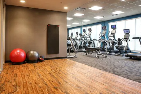 Fairfield Inn & Suites Madison Verona 4