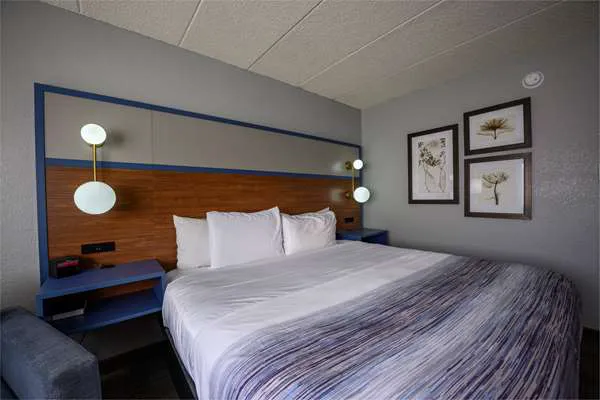 AmericInn by Wyndham Monroe 4