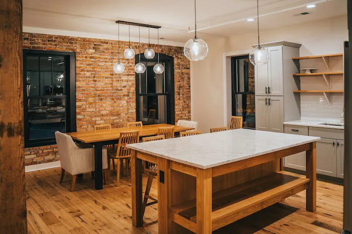 The Mart Apt 4