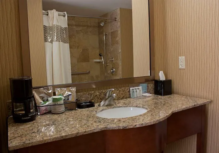 Hampton Inn Burlington 4