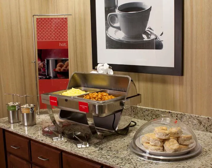Hampton Inn Burlington 4