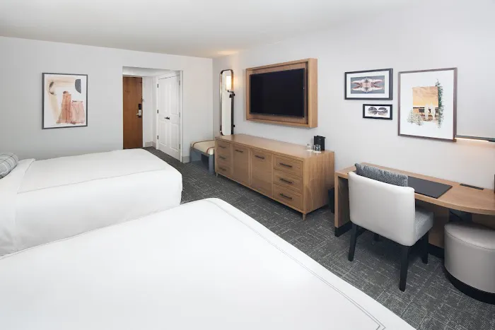 Grand Geneva Resort & Spa 4