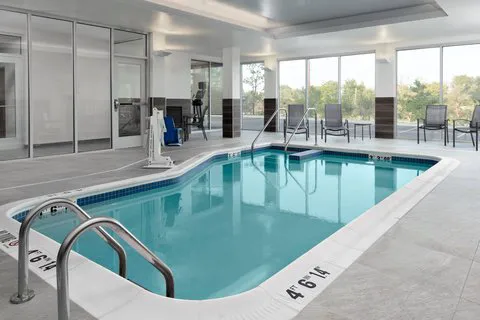 Fairfield Inn & Suites Lake Geneva 4