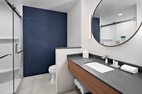 Fairfield Inn & Suites Lake Geneva 4