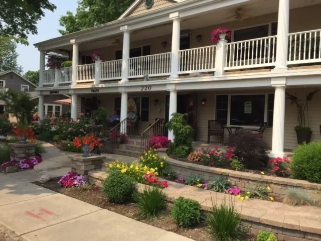 Ole Bistro Inn 4