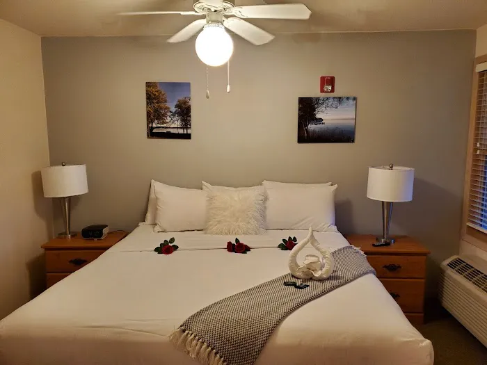 Mill Creek Hotel 4
