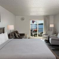 Harbor Shores on Lake Geneva ico