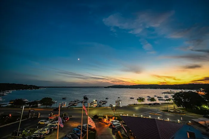 Harbor Shores on Lake Geneva 4