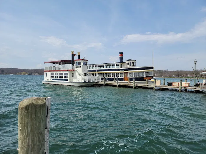 The Cove of Lake Geneva 4