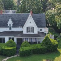 Eleven Gables Inn and Cottage on Lake Geneva ico