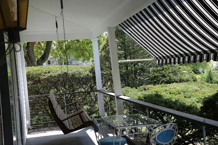 Eleven Gables Inn and Cottage on Lake Geneva 4
