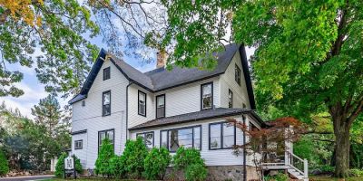 Moore Manor- Vacation Rental