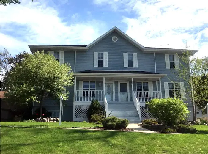 Hazel's Hideaway - Vacation Rental 4
