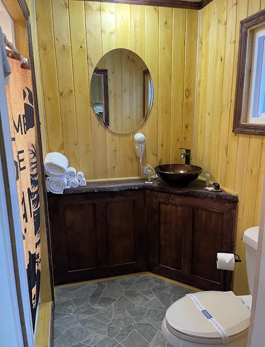 Lake Geneva Lodge 4