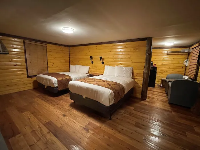 Lake Geneva Lodge 4