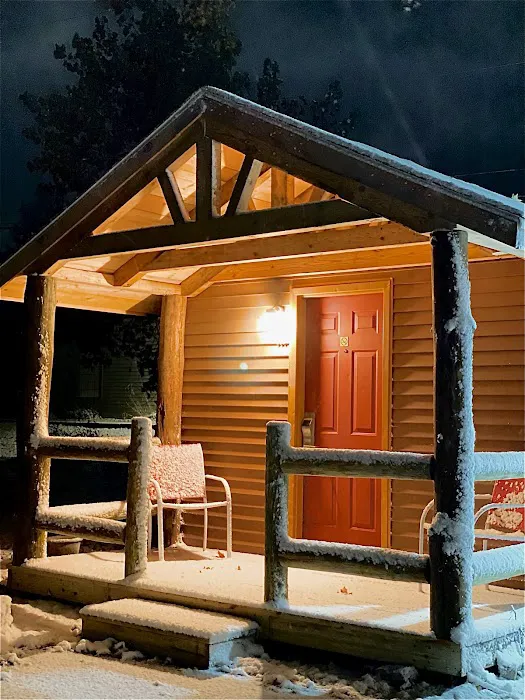 Lake Geneva Lodge 4