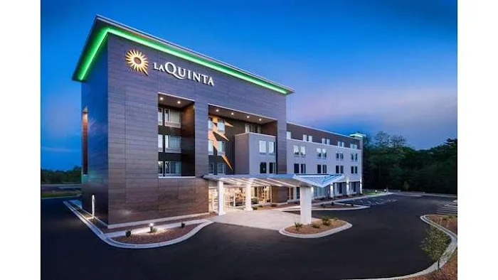 La Quinta Inn & Ste by Wyndham Wisconsin Dells- Lake Delton 4