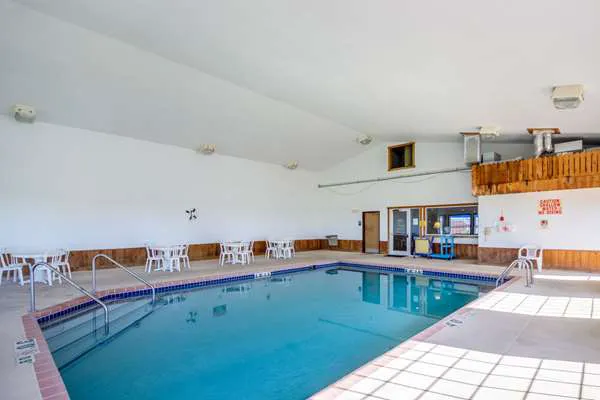Quality Inn 4