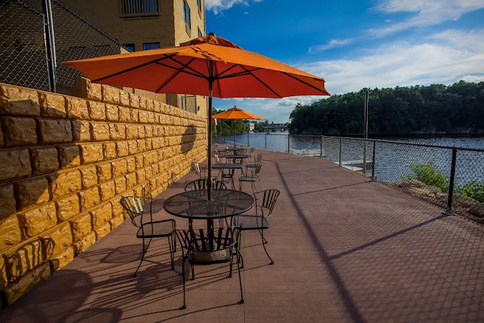 The VUE Boutique Hotel & Boathouse 4