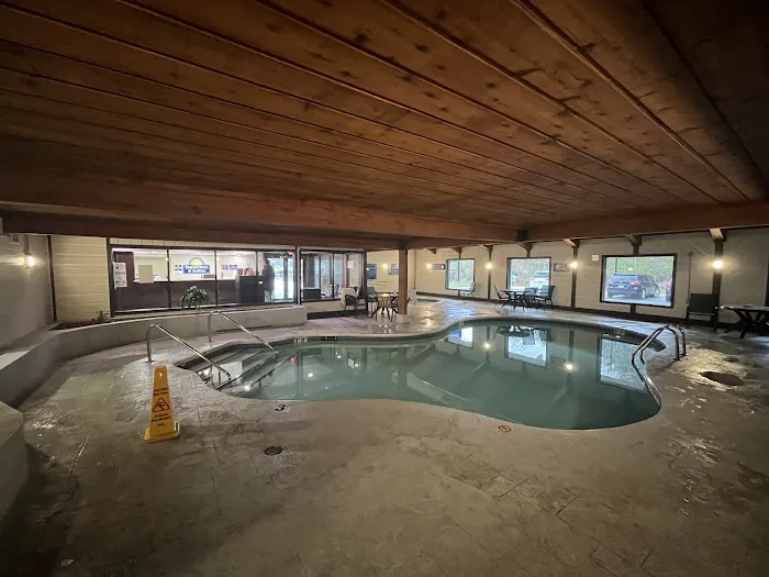 Days Inn & Suites by Wyndham Wisconsin Dells 4