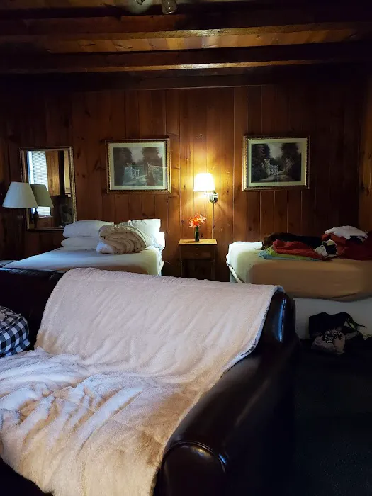 Birchcliff Resort 4