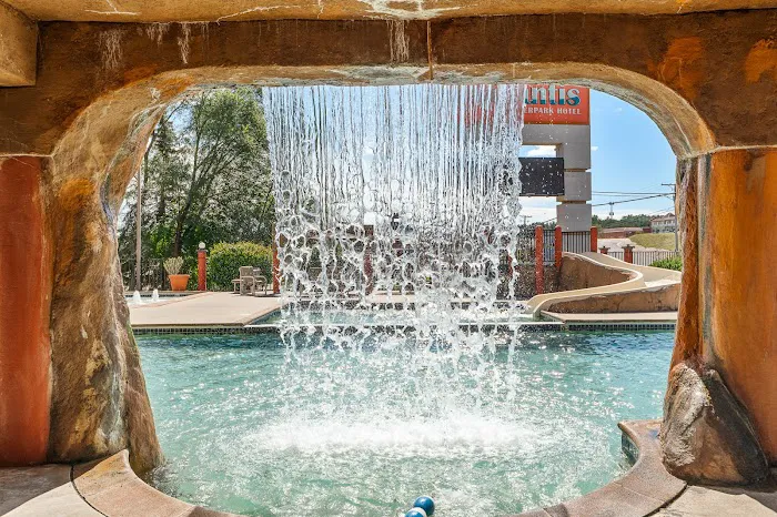 Atlantis Family Waterpark Hotel, Ascend Hotel Collection 4