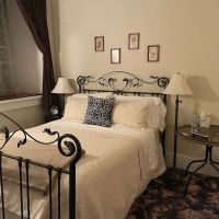 Mineral Point Hotel & Suites ico