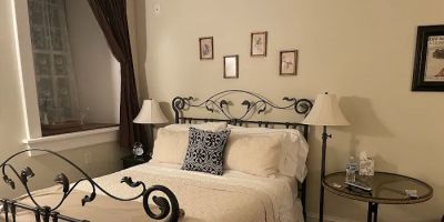 Mineral Point Hotel & Suites