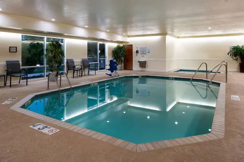 Fairfield Inn & Suites Beloit 4