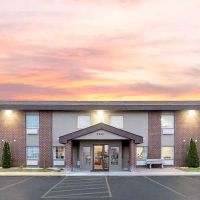 Baymont by Wyndham Beloit ico
