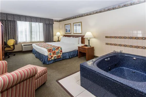 Baymont by Wyndham Waterford/Burlington WI 4