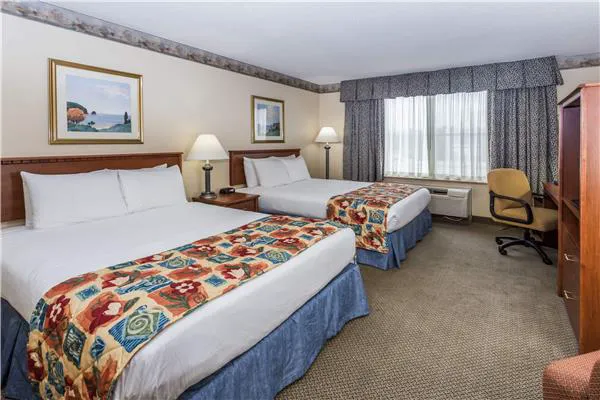 Baymont by Wyndham Waterford/Burlington WI 4