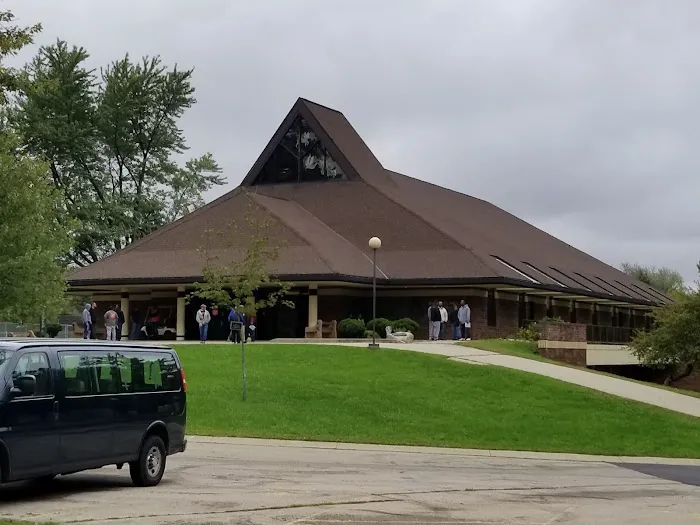 Wonderland Lodge 5
