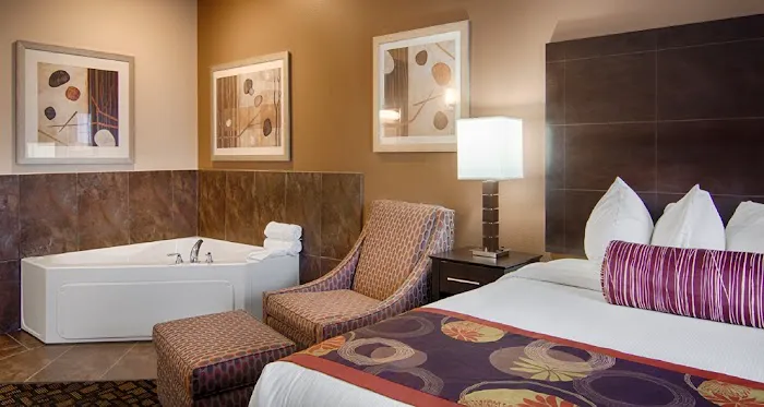 Best Western Plover-Stevens Point Hotel & Conference Ctr 4
