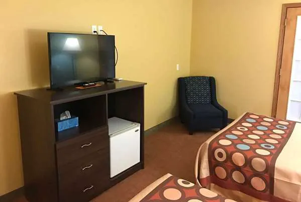 Super 8 by Wyndham Plover Stevens Point Area 4