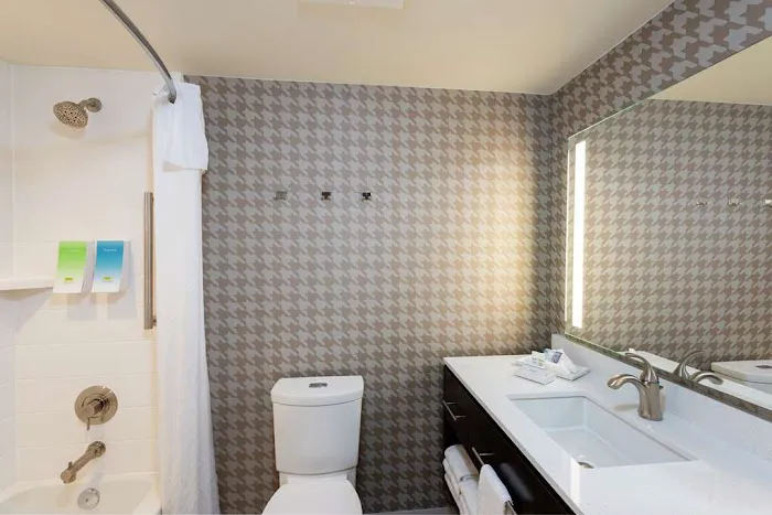 Home2 Suites by Hilton Appleton 4