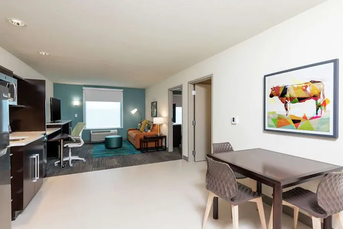 Home2 Suites by Hilton Appleton 4