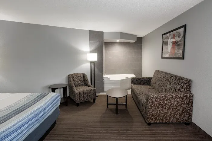AmericInn by Wyndham Plover Stevens Point 4