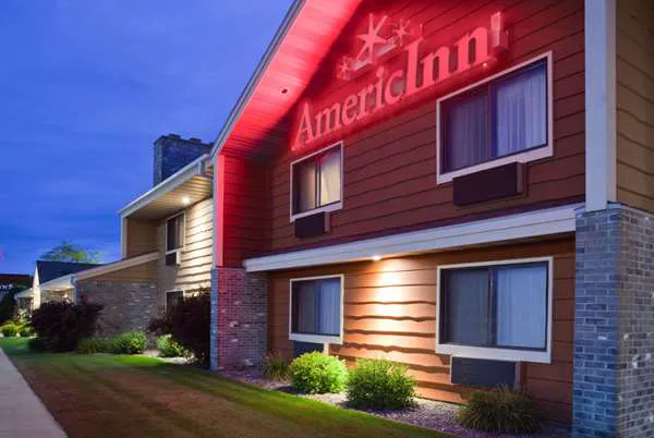AmericInn by Wyndham Plover Stevens Point 4