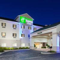 Holiday Inn Express & Suites Stevens Point by IHG ico